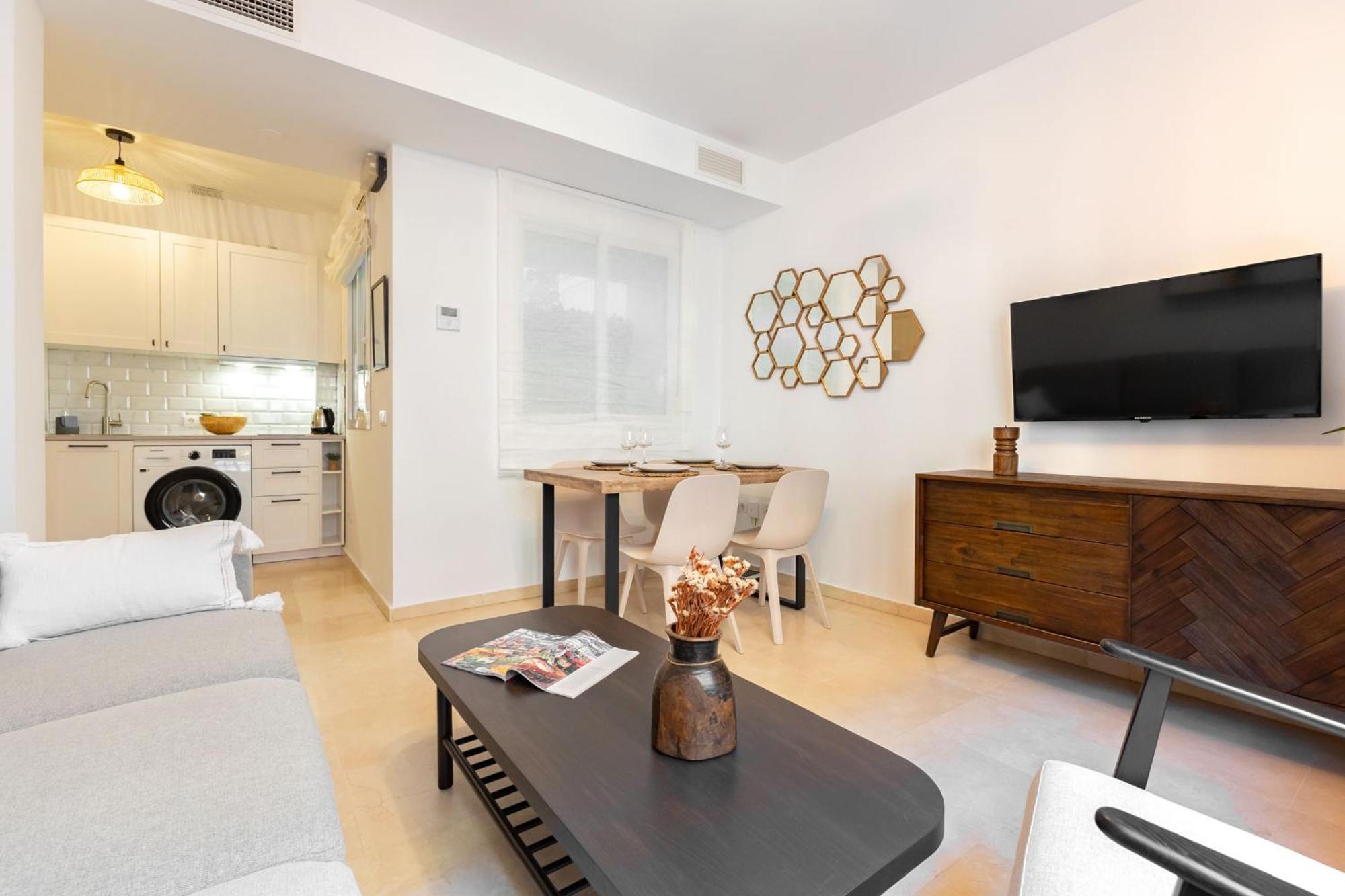Charming 2 Bedroom Apartment At San Marcos Plaza By Ocityzen Seville Ngoại thất bức ảnh
