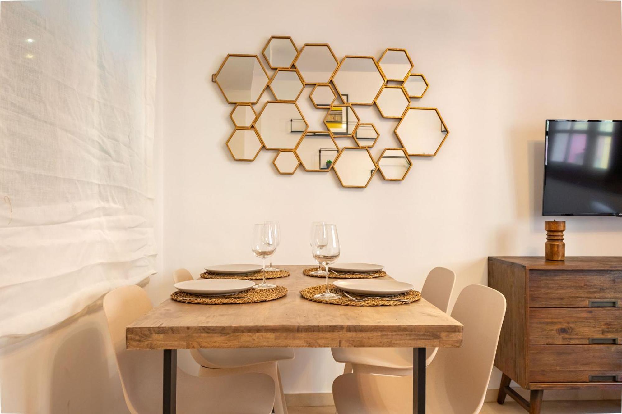 Charming 2 Bedroom Apartment At San Marcos Plaza By Ocityzen Seville Ngoại thất bức ảnh
